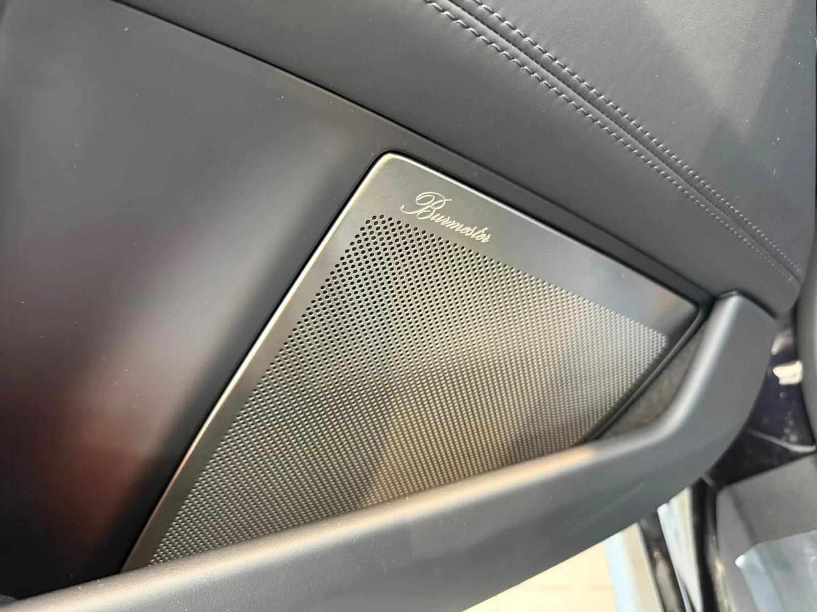 Porsche 911 992.2 TURBO S COUPE BURMESTER PANO CHRONO KERAMIK , снимка 9 - Автомобили и джипове - 55645380