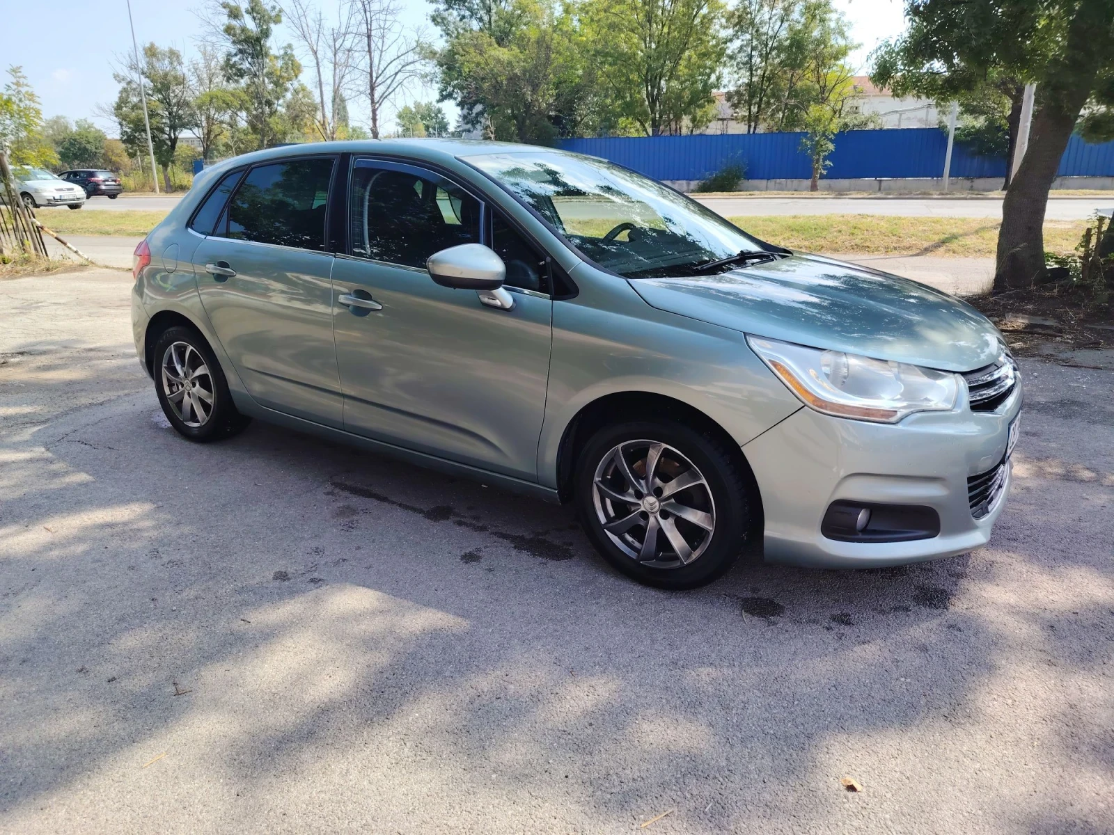 Citroen C4, снимка 2 - Автомобили и джипове - 55801720