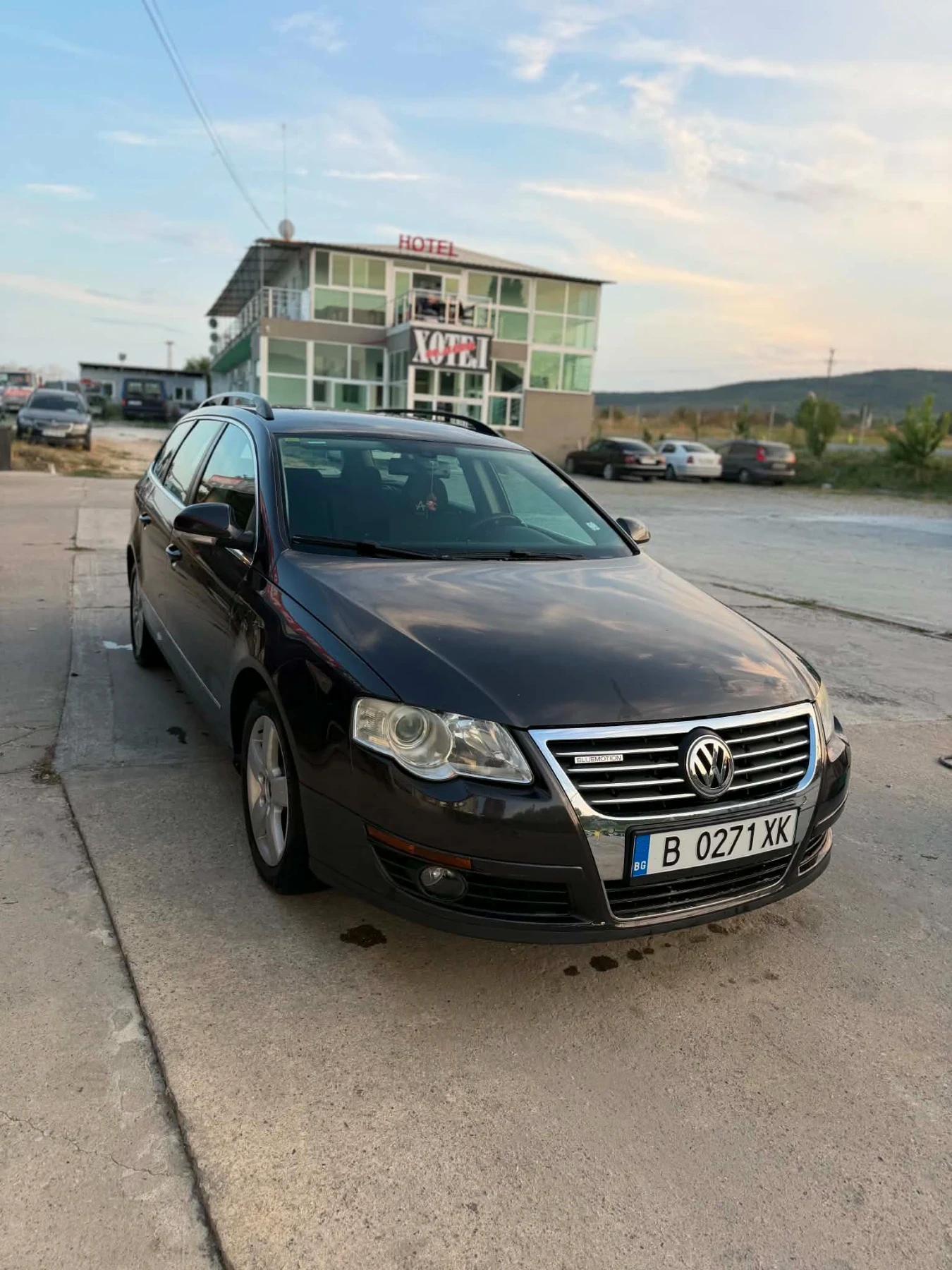 VW Passat 1.9 Tdi BlueMotion 105к.с, снимка 2 - Автомобили и джипове - 55826351