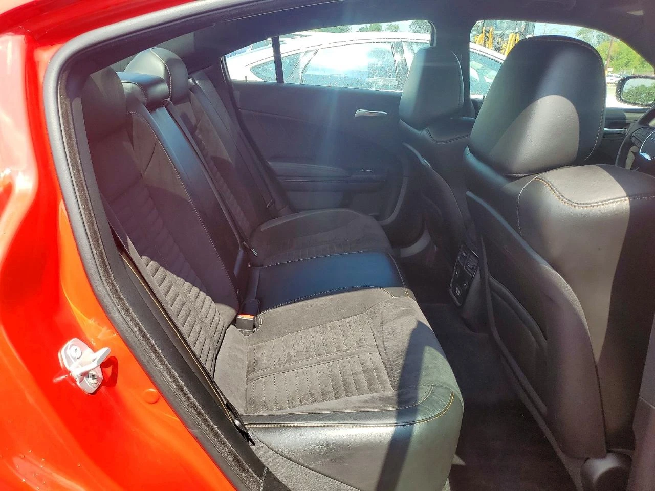 Dodge Charger 5.7l R/T, снимка 10 - Автомобили и джипове - 56071096