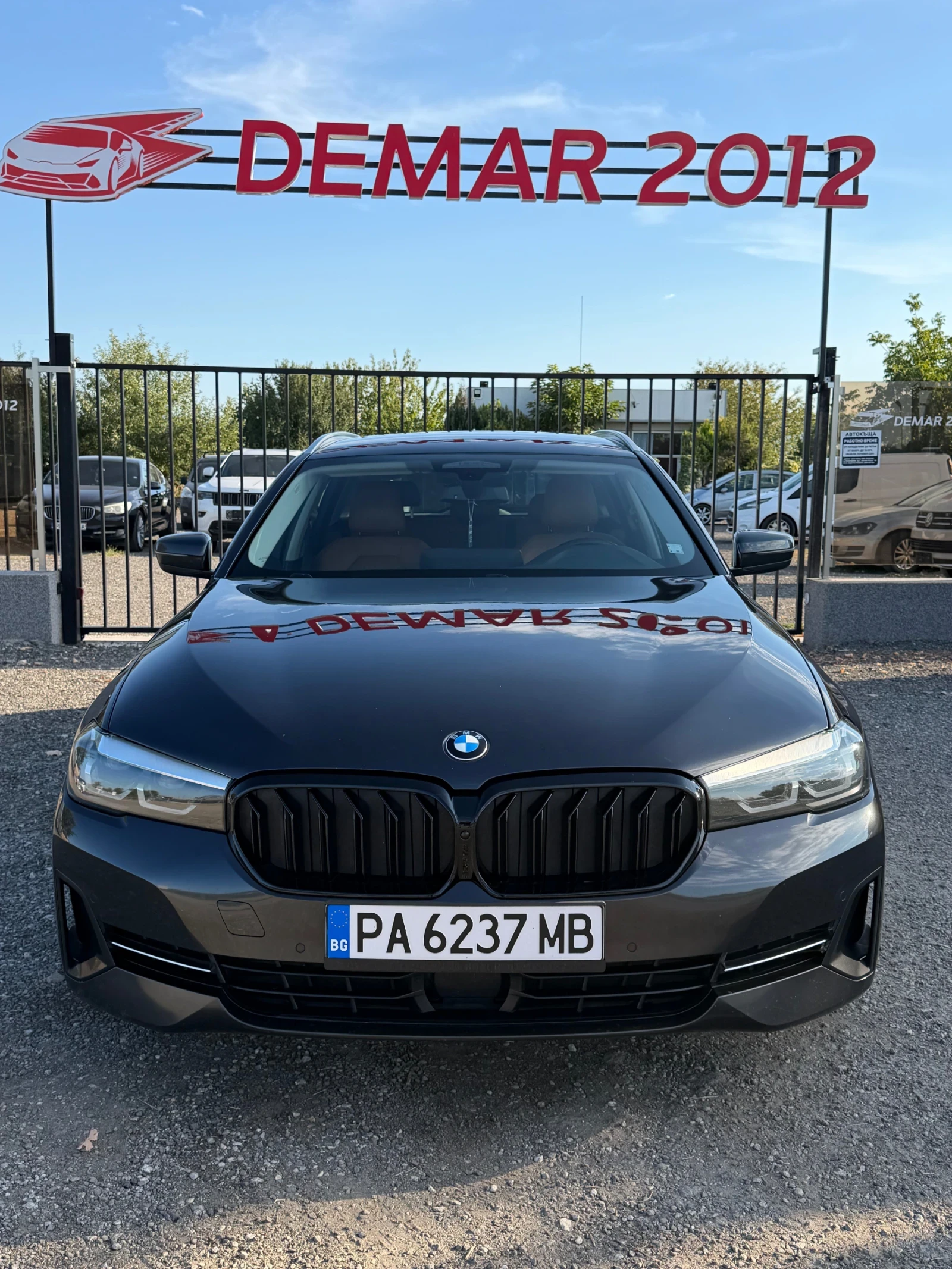 BMW 530E Бензин Хибрид, снимка 2 - Автомобили и джипове - 56131885