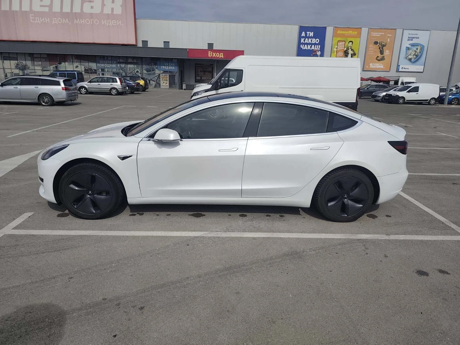 Tesla Model 3 Standart Range Plus, снимка 2 - Автомобили и джипове - 56409843