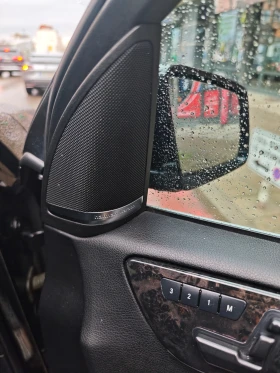 Mercedes-Benz ML 350 ПРУЖИНИ, PANO, HARMAN, AMG, ЛИЗИНГ, KEYLESS GO, F1, снимка 16
