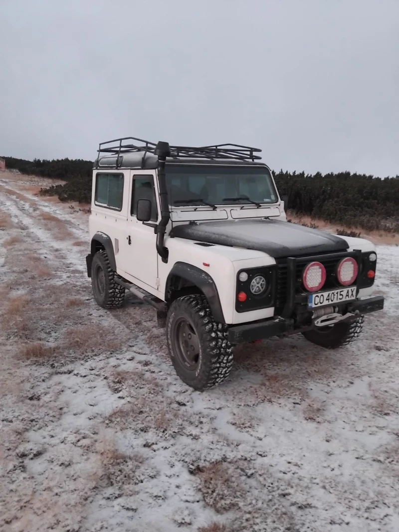 Land Rover Defender, снимка 4 - Автомобили и джипове - 47811501