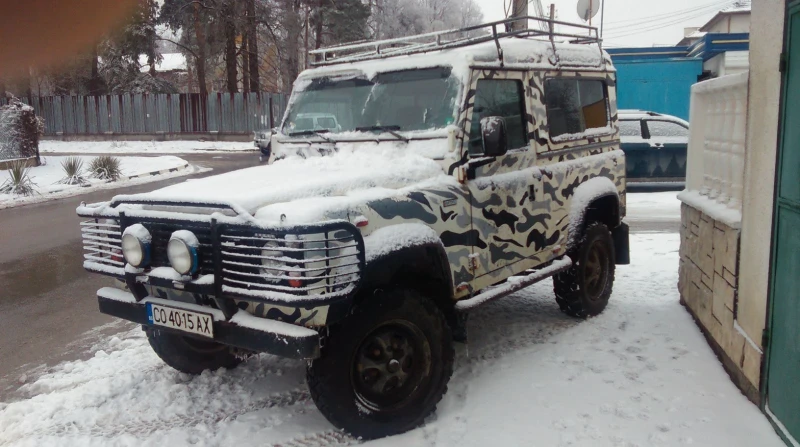 Land Rover Defender, снимка 2 - Автомобили и джипове - 47315110