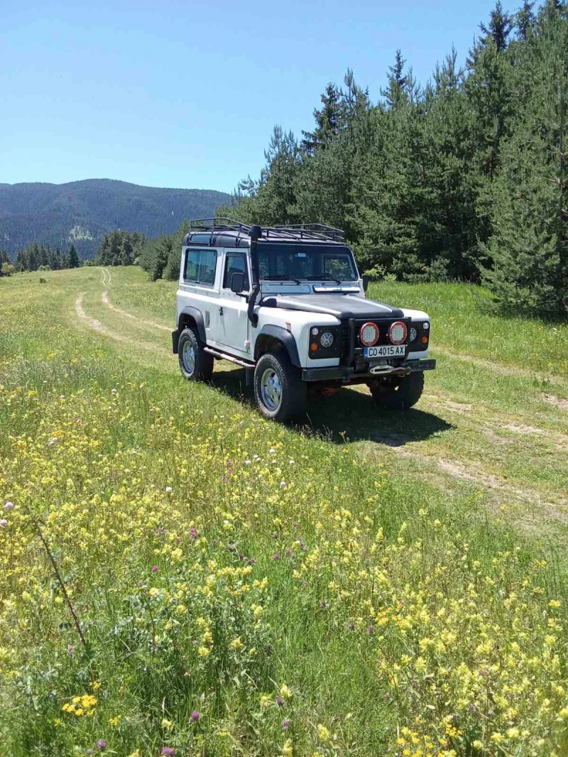 Land Rover Defender, снимка 4 - Автомобили и джипове - 47315110