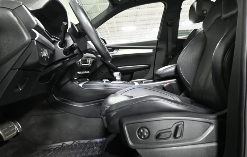 Audi SQ5 PROGRESSIV / ОБДУХВАНЕ / ПОДГРЕВИ / 360КАМЕРА, снимка 8 - Автомобили и джипове - 52494478