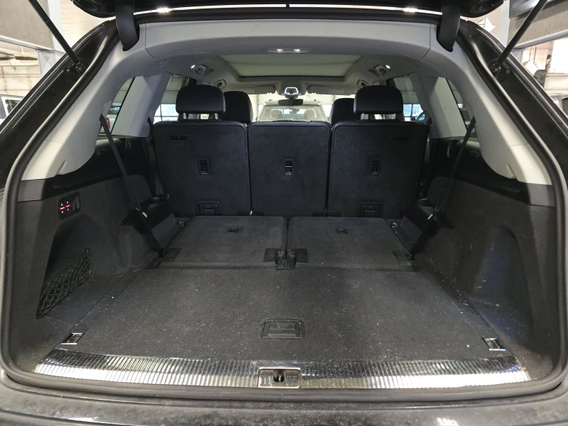 Audi Q7 Prestige, снимка 16 - Автомобили и джипове - 53249251