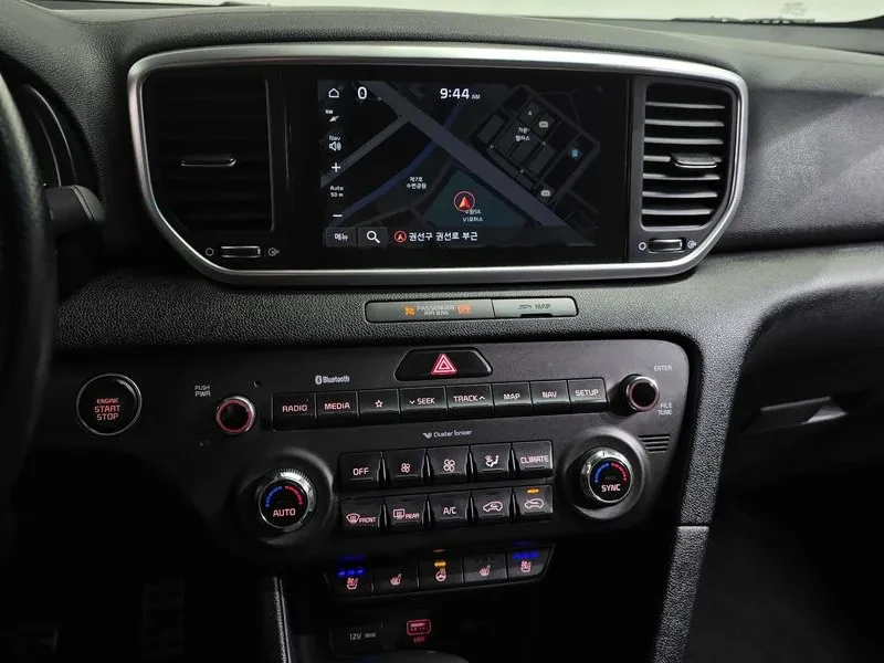 Kia Sportage The Bold Diesel 2.0 2Wd Prestige, снимка 12 - Автомобили и джипове - 55183933