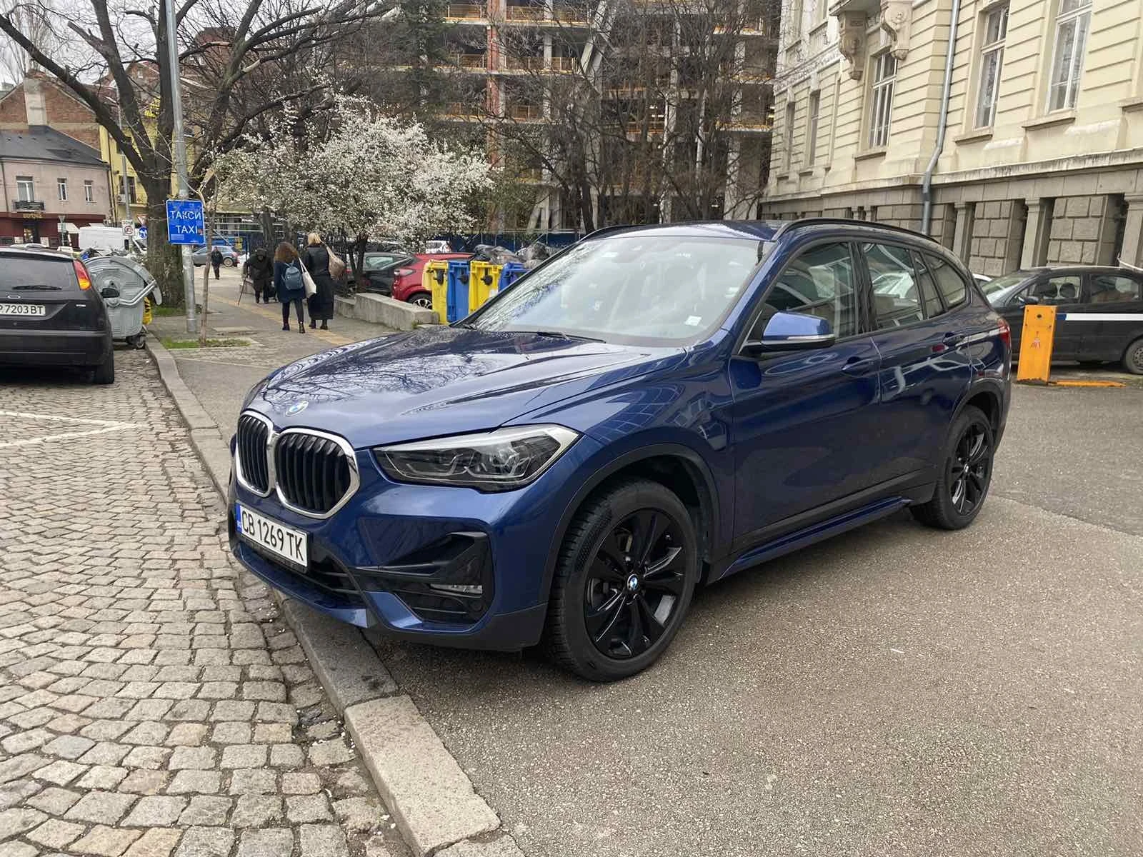 BMW X1 Xdrive 18d - изображение 4