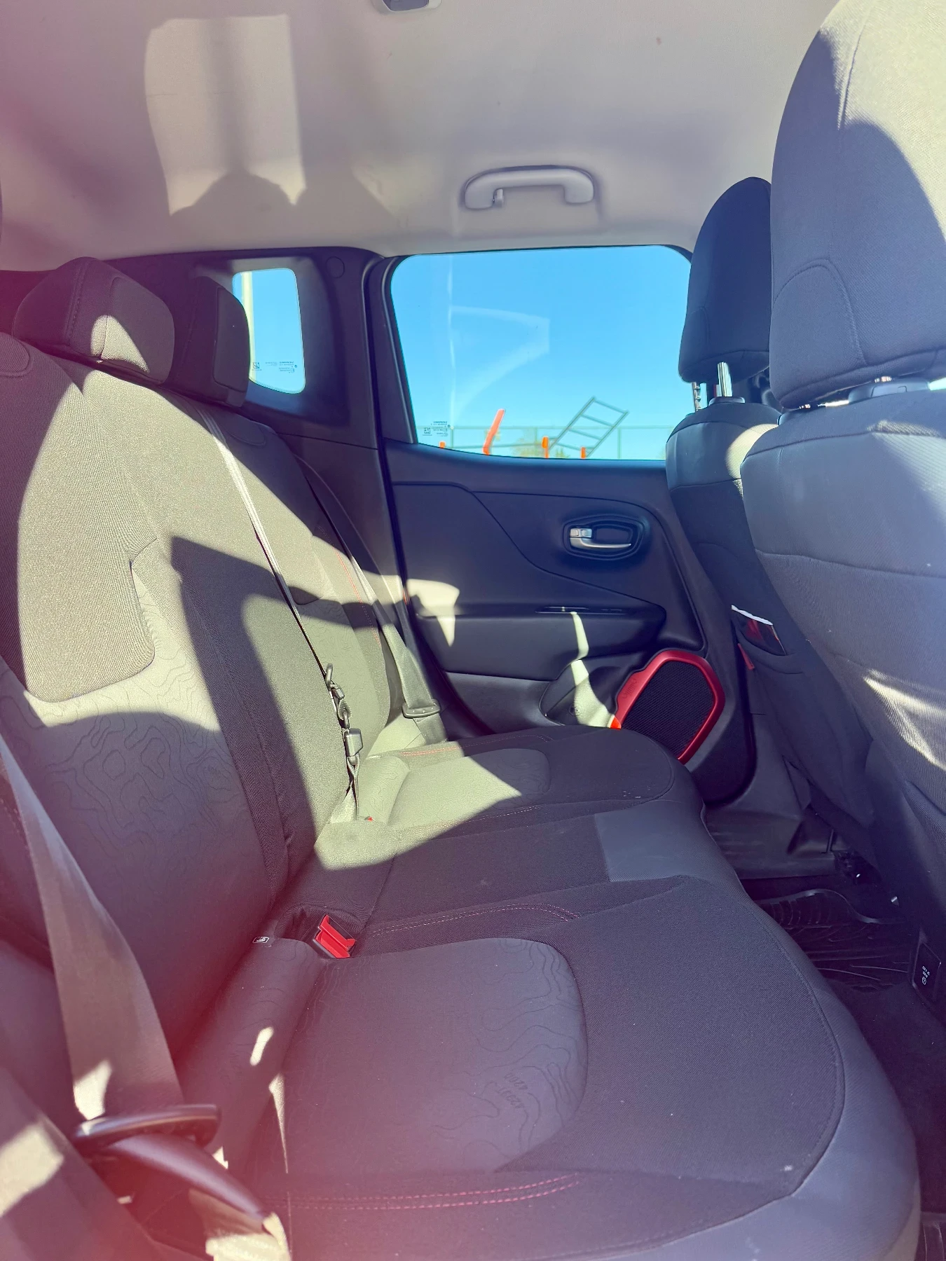 Jeep Renegade Trailhawk - изображение 8