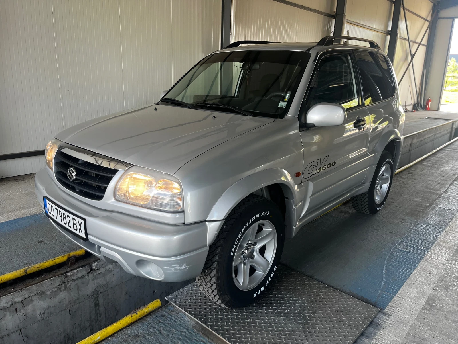 Suzuki Grand vitara 1.6 - изображение 2