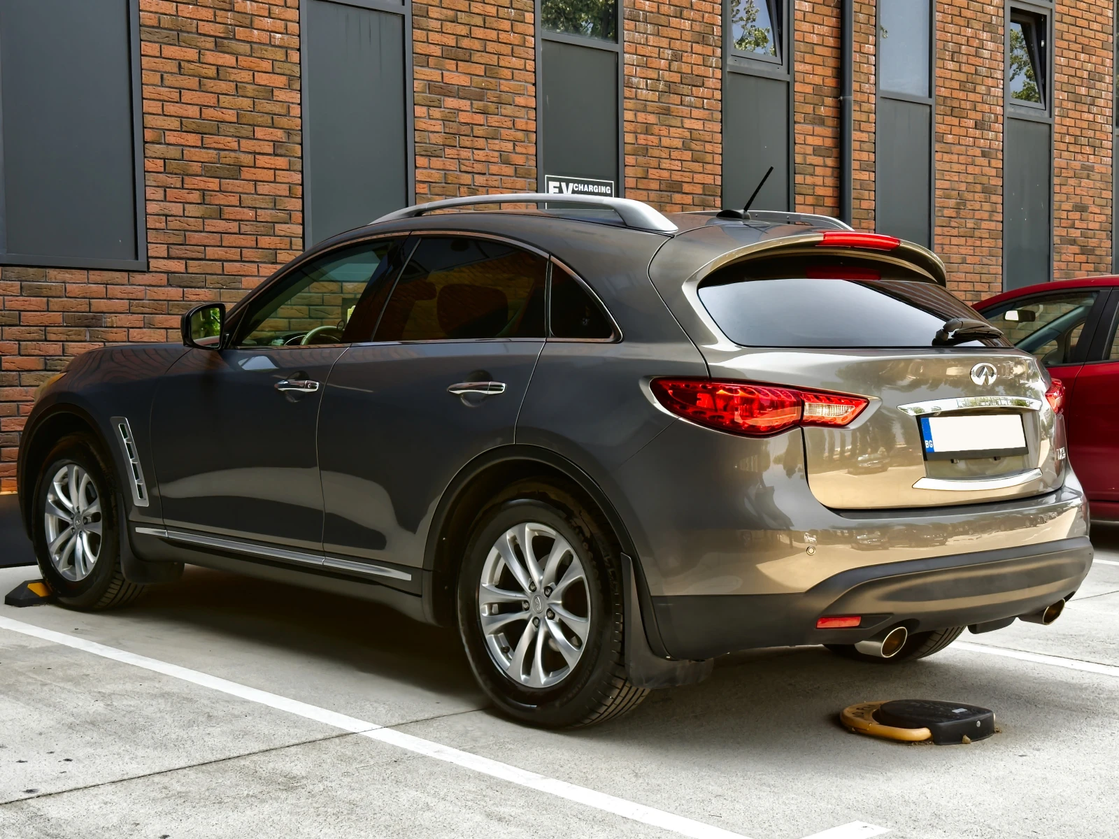 Infiniti Fx 35 35 V6 AWD - изображение 6