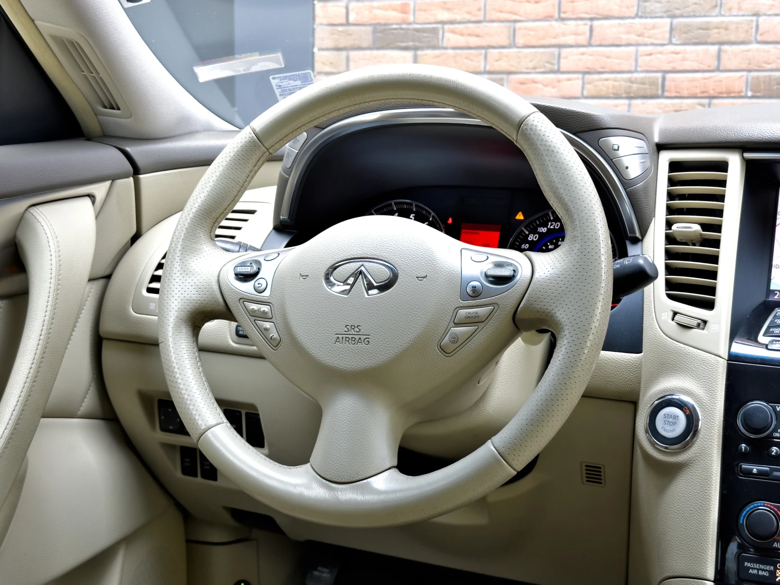 Infiniti Fx 35 35 V6 AWD - изображение 7