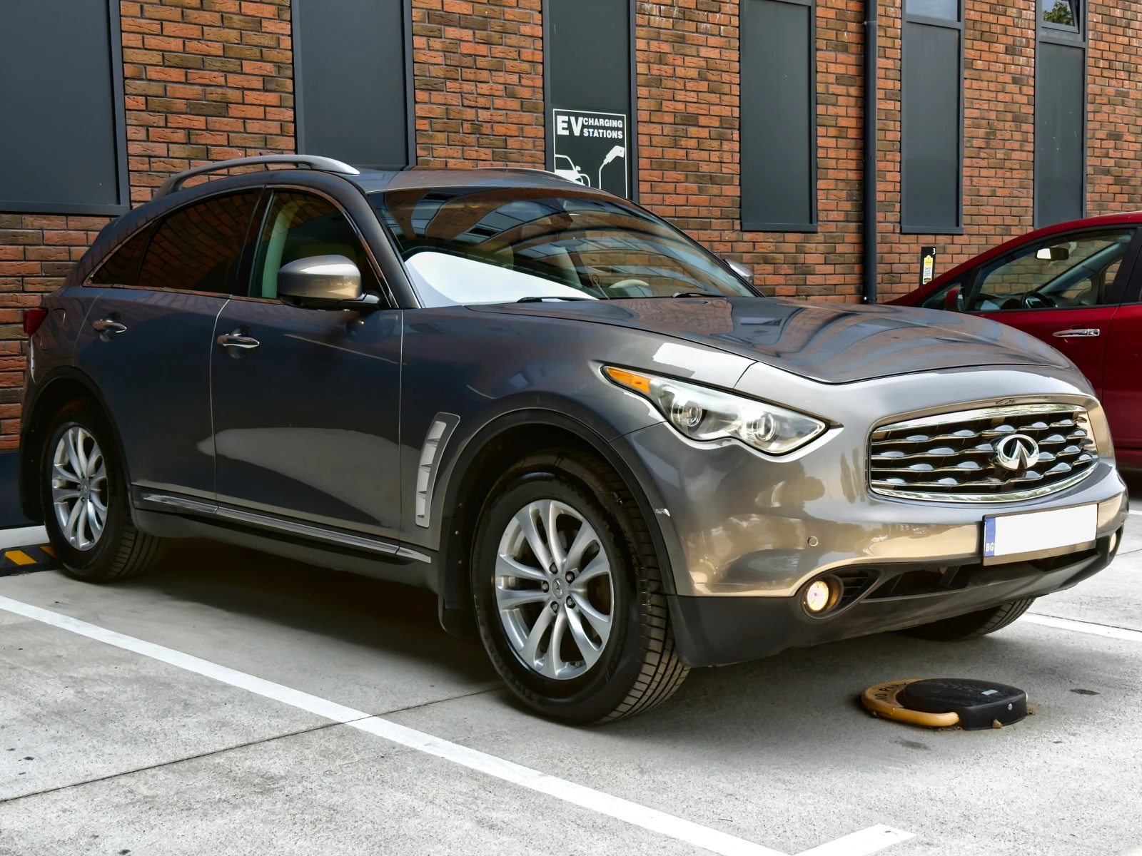 Infiniti Fx 35 35 V6 AWD - изображение 3