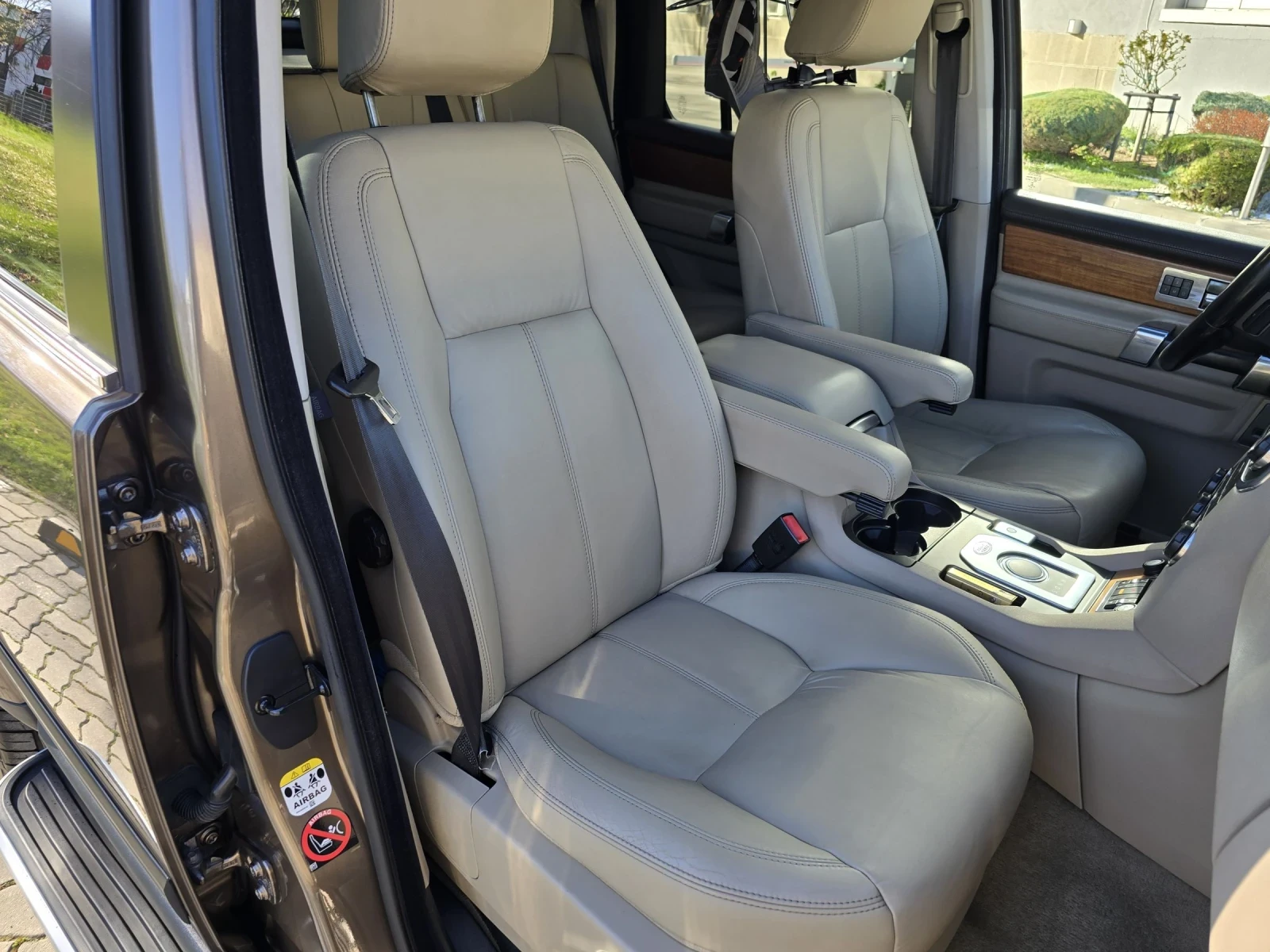 Land Rover Discovery DISCOVERY4 SDV6 HSE - изображение 8