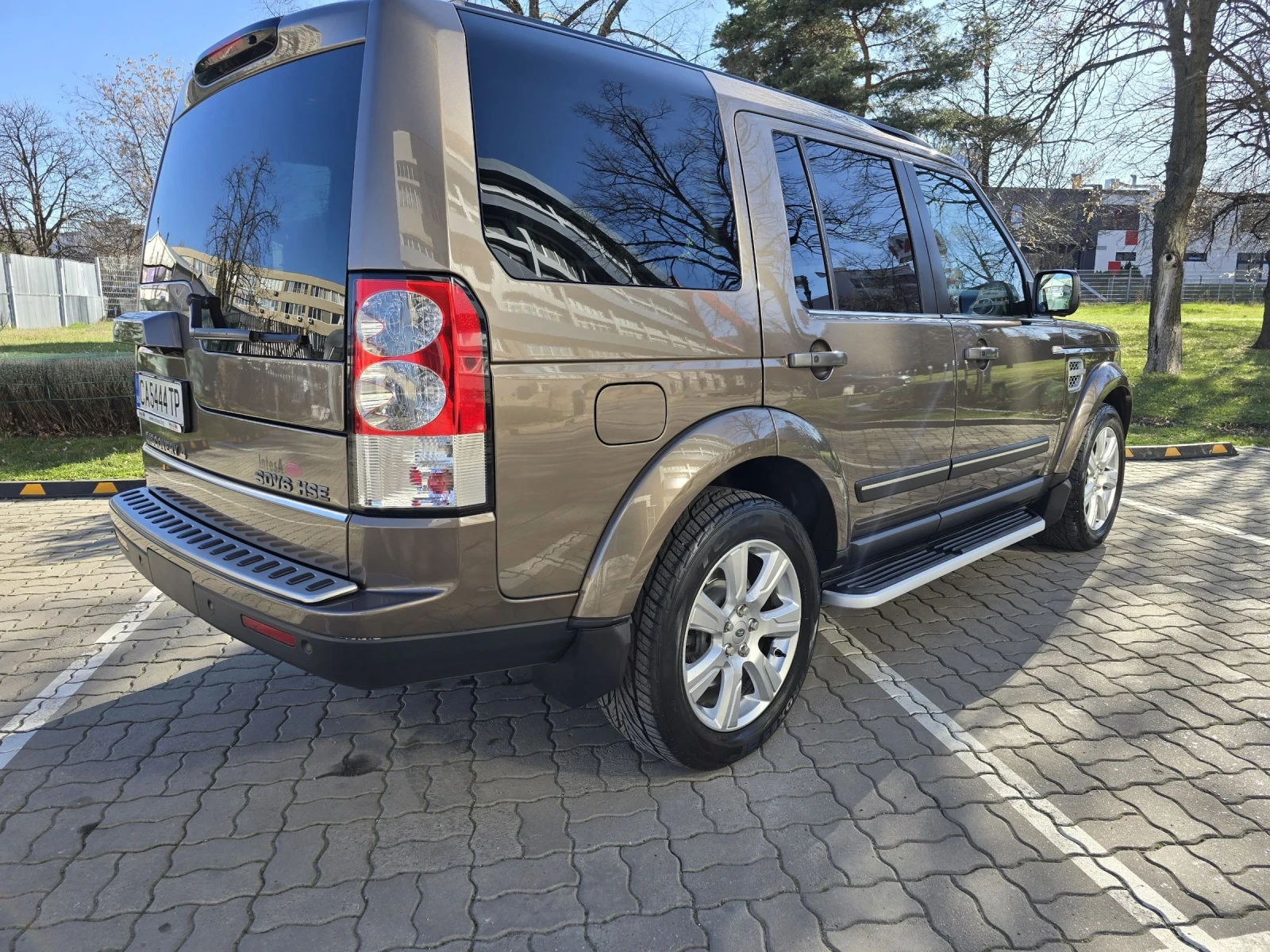 Land Rover Discovery DISCOVERY4 SDV6 HSE - изображение 4