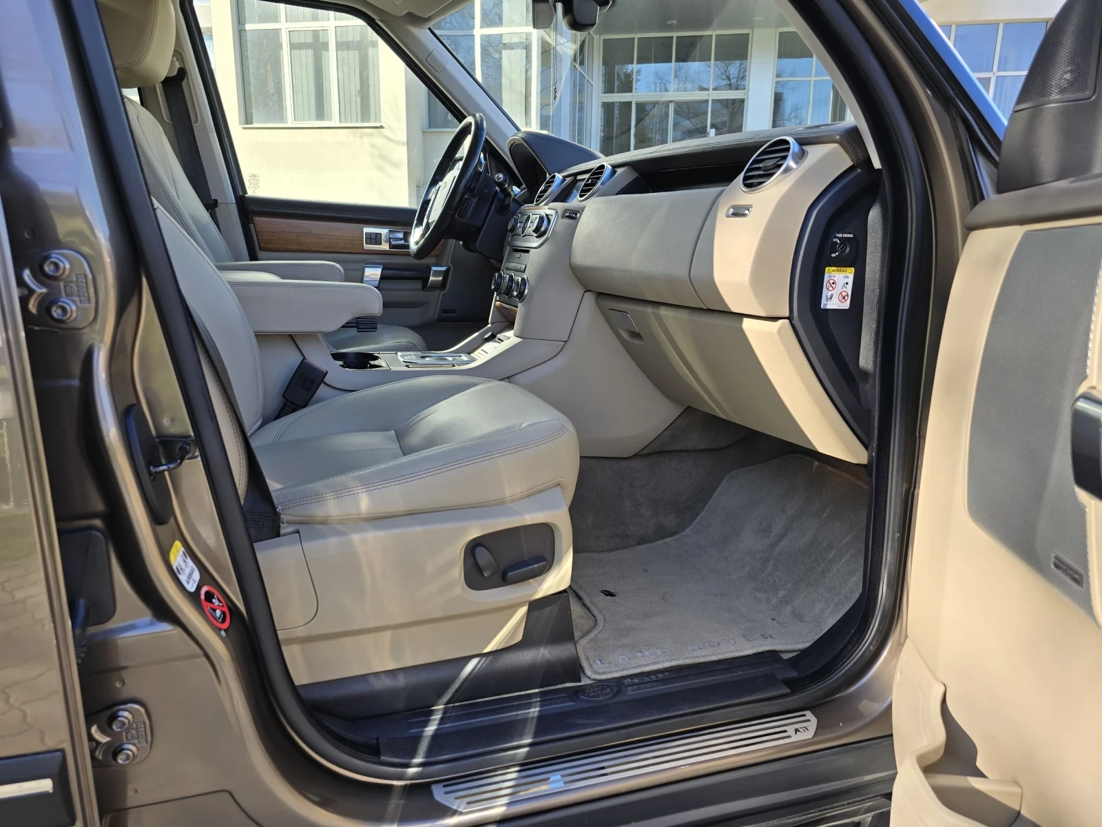 Land Rover Discovery DISCOVERY4 SDV6 HSE - изображение 10