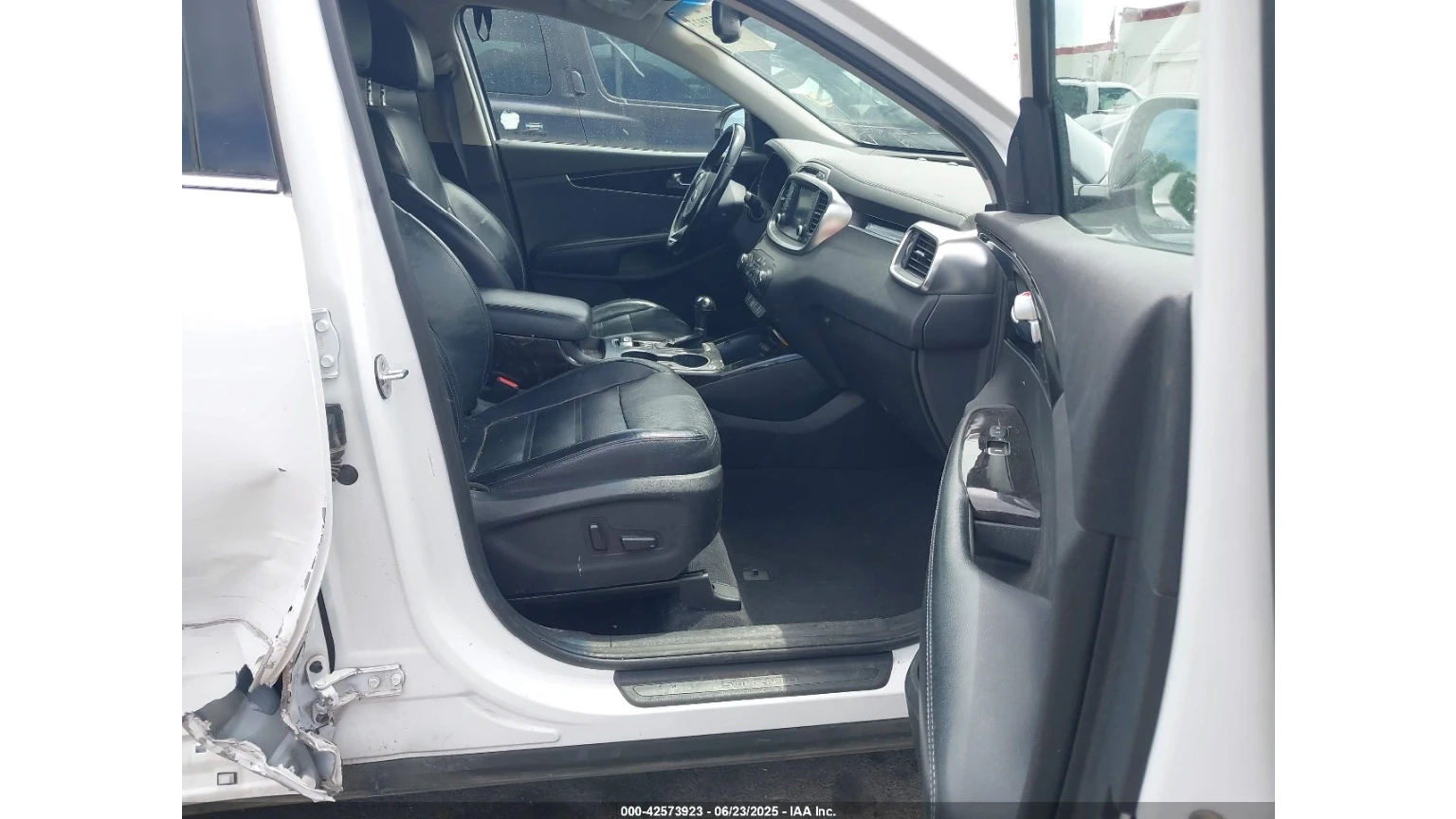Kia Sorento 3.3L EX 4x4 - изображение 10