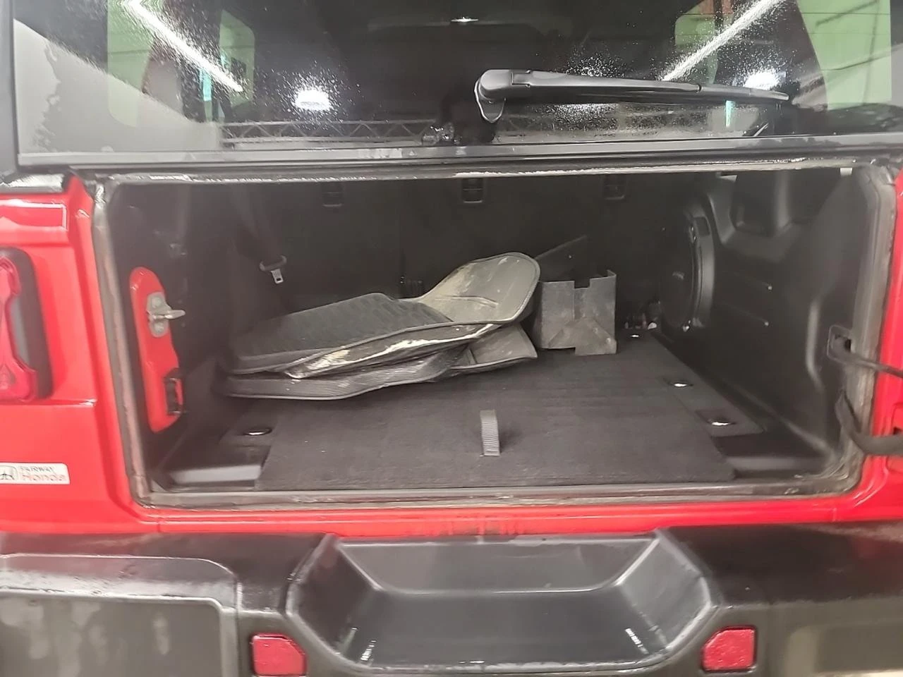 Jeep Wrangler RUBICON БЕЗ ПЪВОНАЧАЛНА ВНОСКА'КАРФАКС' - изображение 10