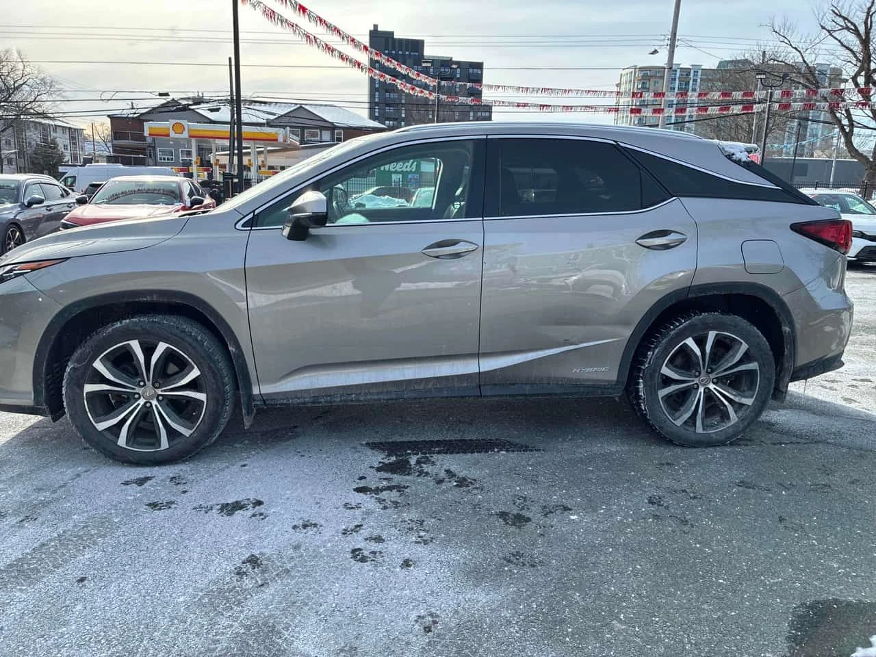 Lexus RX 450h * AWD 4dr Hybrid * DISTRONIC* PANORAMA* ОБДУХВАНЕ* - изображение 2