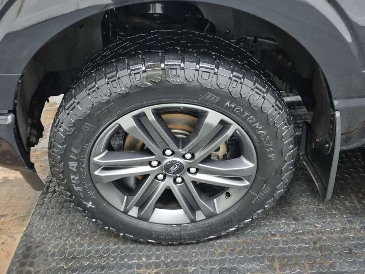 Ford F150 * XLT CREW CAB STD BED * CARFAX * ЦЕНА ДО БГ, снимка 14 - Автомобили и джипове - 53954533