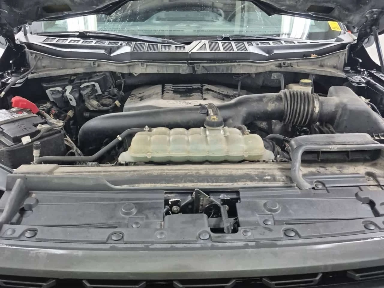 Ford F150 * XLT CREW CAB STD BED * CARFAX * ЦЕНА ДО БГ, снимка 16 - Автомобили и джипове - 53954533