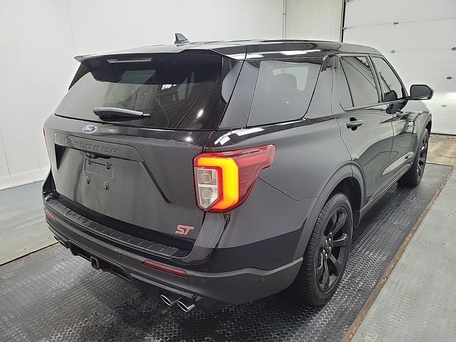 Ford Explorer ST * ОБДУХВАНЕ * * CARFAX * * 7 МЕСТЕН * * 60036КМ, снимка 4 - Автомобили и джипове - 54241280