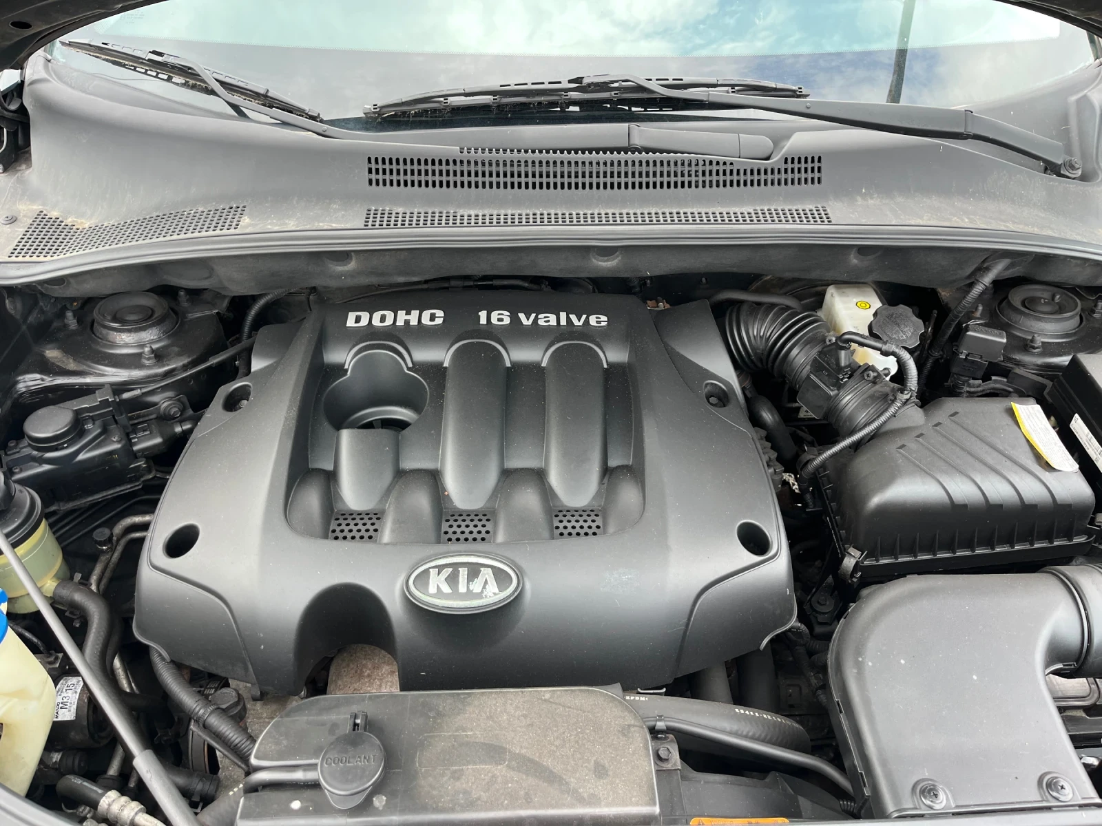 Kia Sportage 2.0i 4WD, снимка 17 - Автомобили и джипове - 54391405