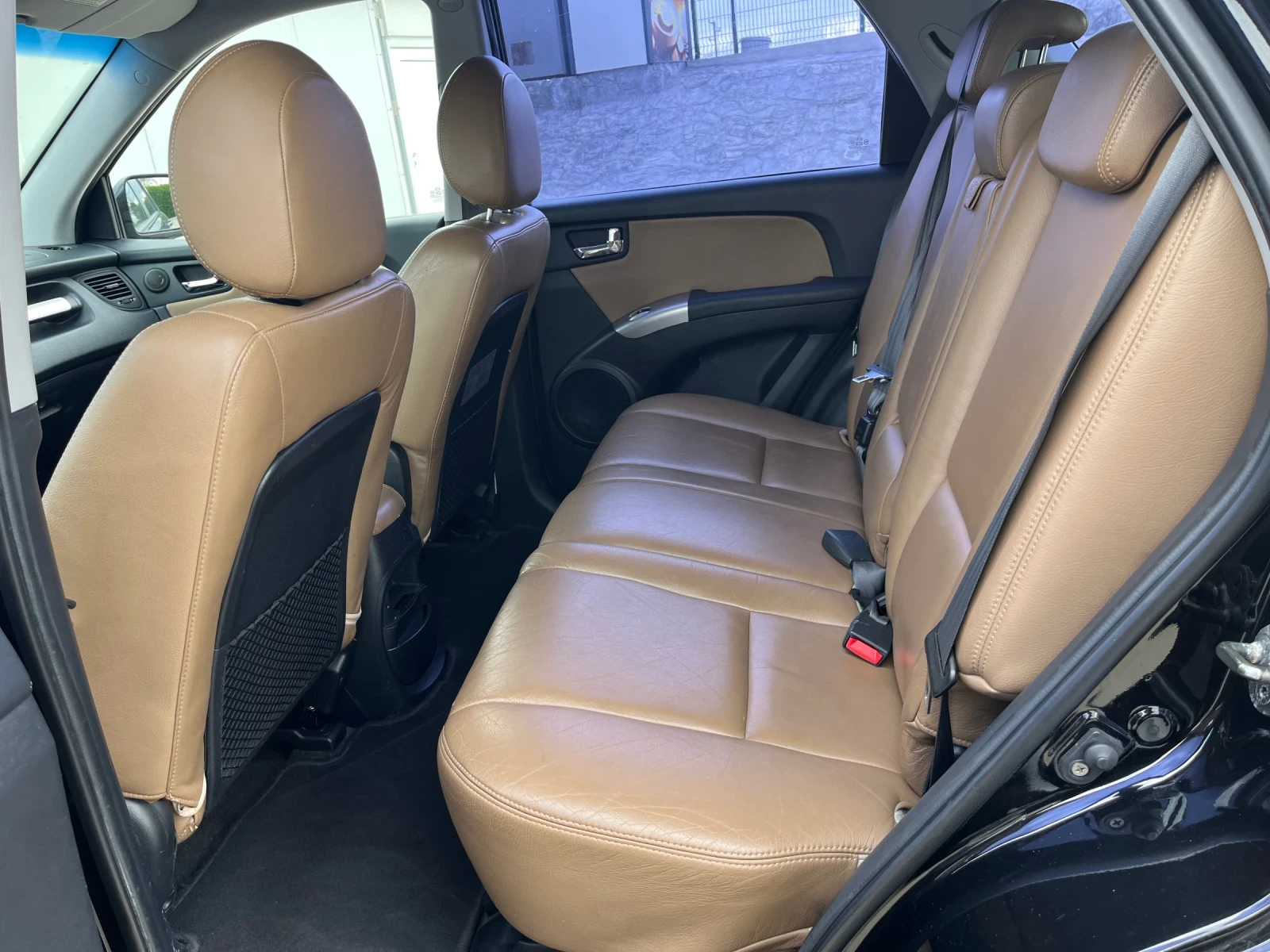 Kia Sportage 2.0i 4WD, снимка 15 - Автомобили и джипове - 54391405