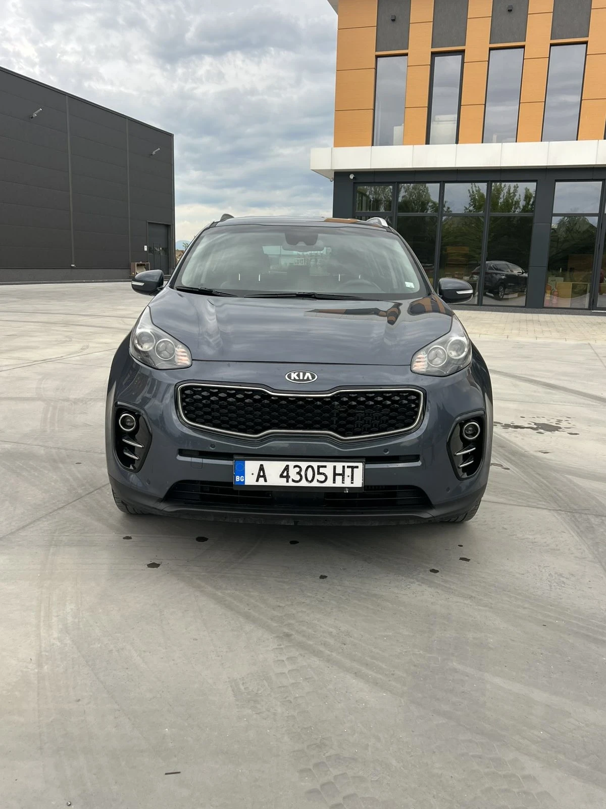 Kia Sportage, снимка 3 - Автомобили и джипове - 54610945