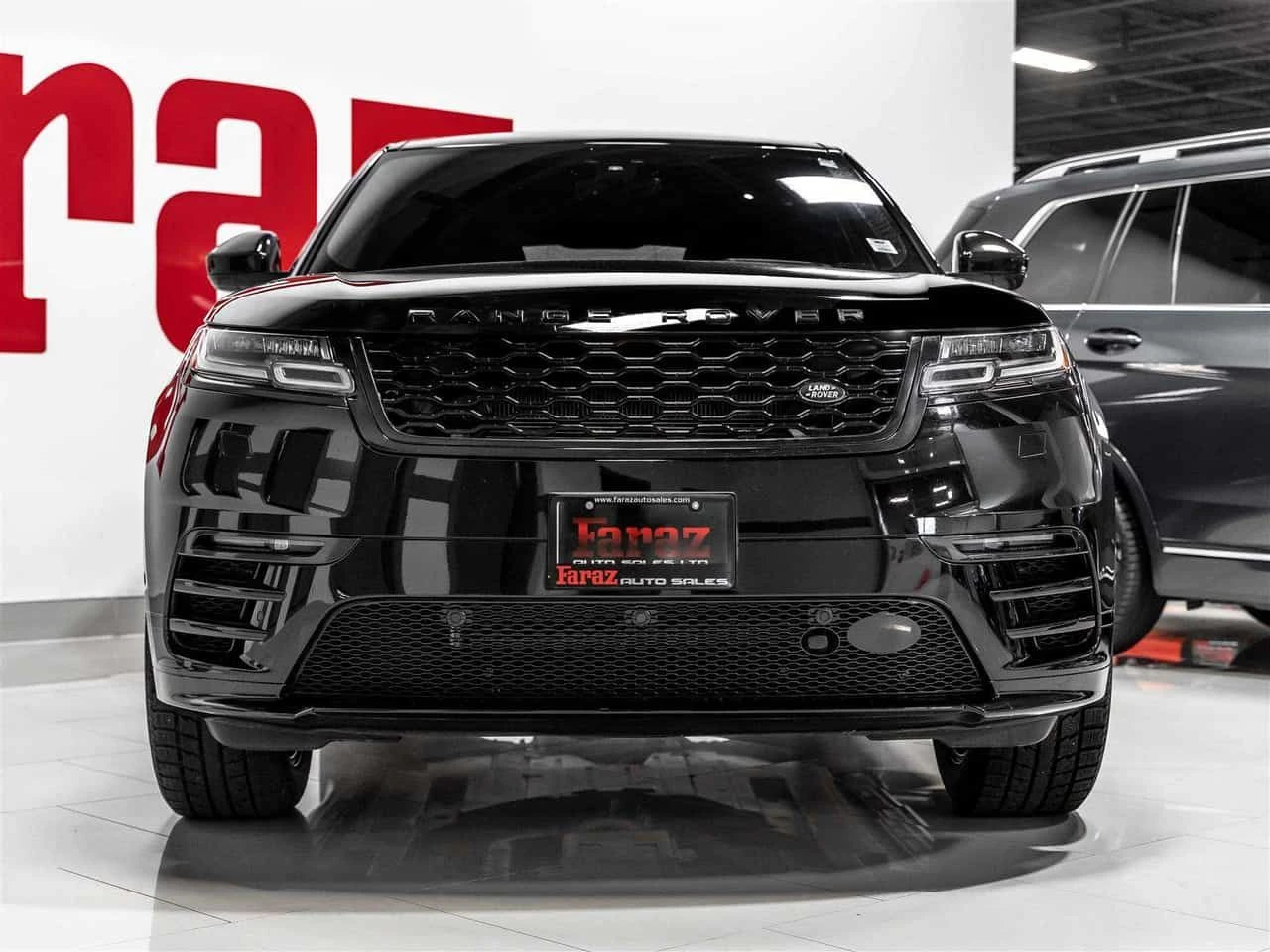 Land Rover Range Rover Velar * R Dynamic HSE| Massage| Adaptive Cruise Control|, снимка 2 - Автомобили и джипове - 54805266