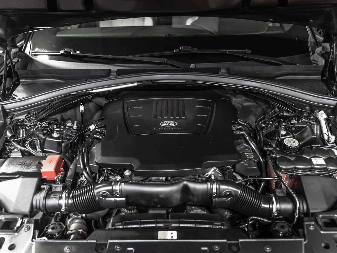 Land Rover Range Rover Velar * R Dynamic HSE| Massage| Adaptive Cruise Control|, снимка 14 - Автомобили и джипове - 54805266