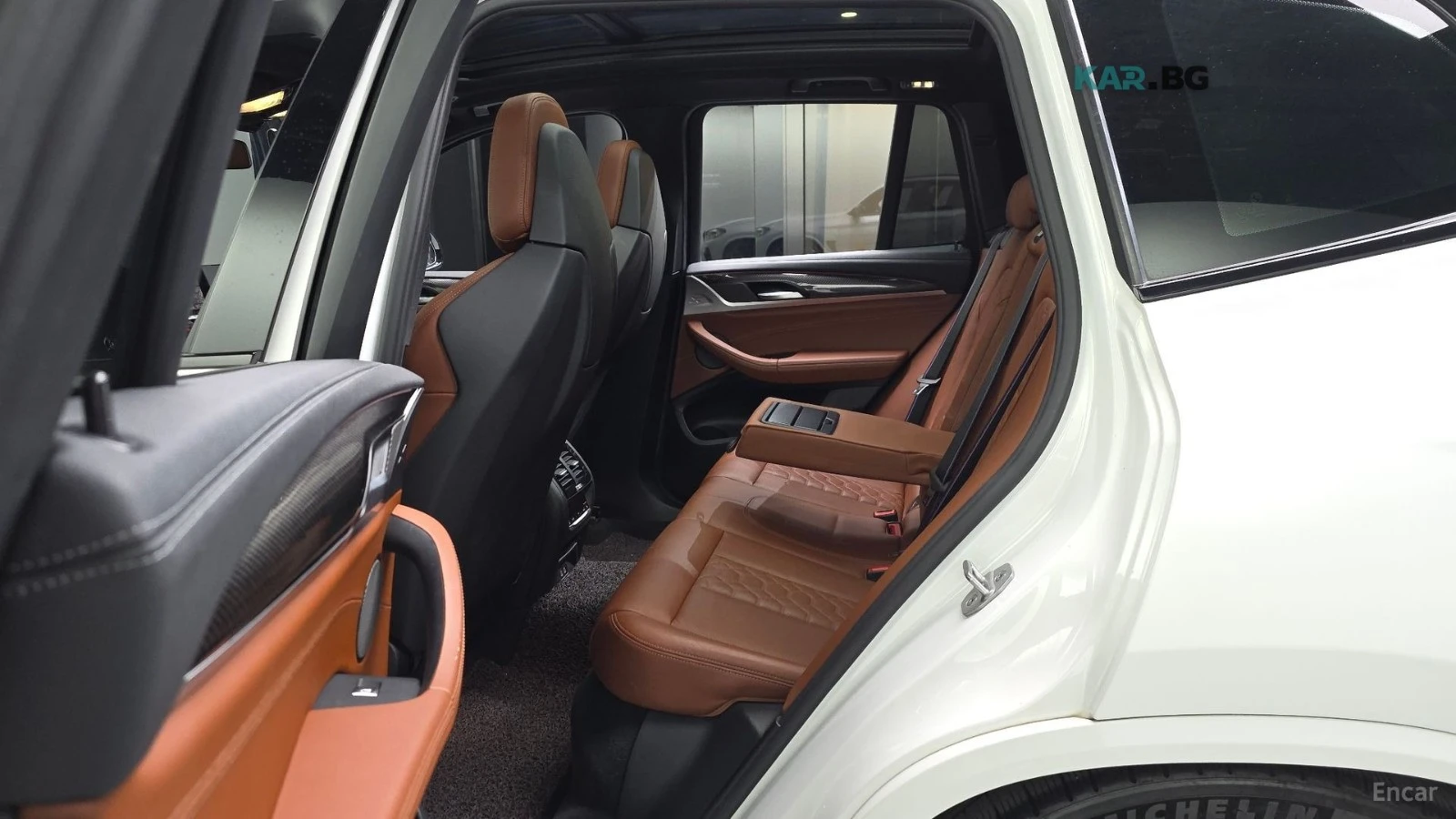 BMW X3 M* ПОДГРЕВ* ОБДУХВАНЕ* 360* DISTRONIC* HUD* , снимка 11 - Автомобили и джипове - 54934342