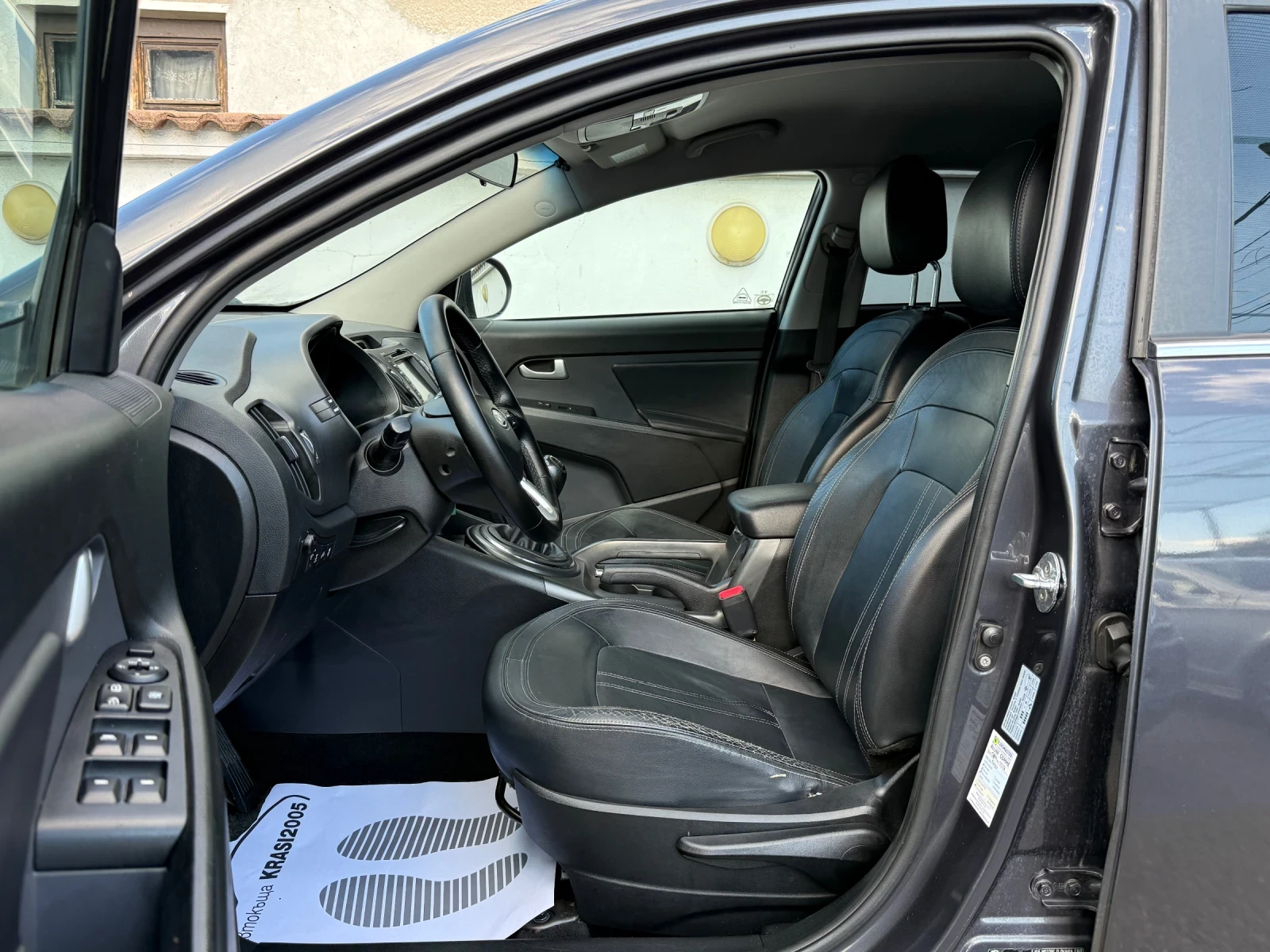 Kia Sportage 2.0CRDI 4X4 NAVI XENON , снимка 7 - Автомобили и джипове - 54976668
