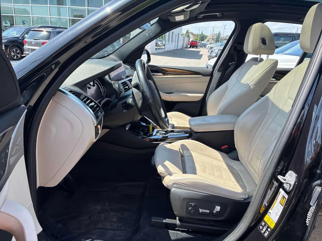 BMW X3 * xDrive30i * АВТОКРЕДИТ БЕЗ ПЪРВОНАЧАЛНА ВНОСКА* , снимка 17 - Автомобили и джипове - 55140674