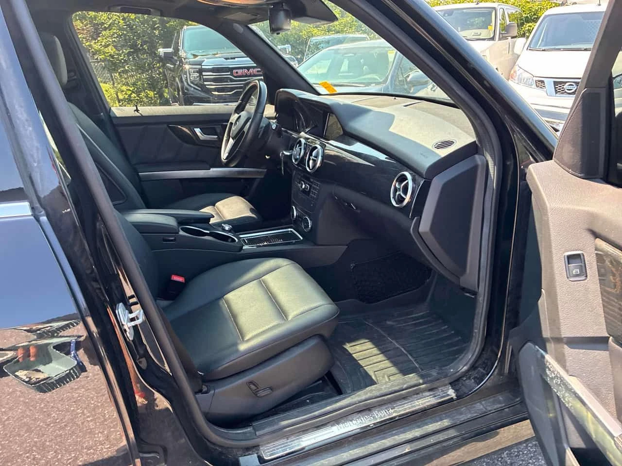 Mercedes-Benz GLK * 250 BlueTEC * CARFAX * ОПЦИЯ ЗА ФИНАНСИРАНЕ * , снимка 16 - Автомобили и джипове - 55580570