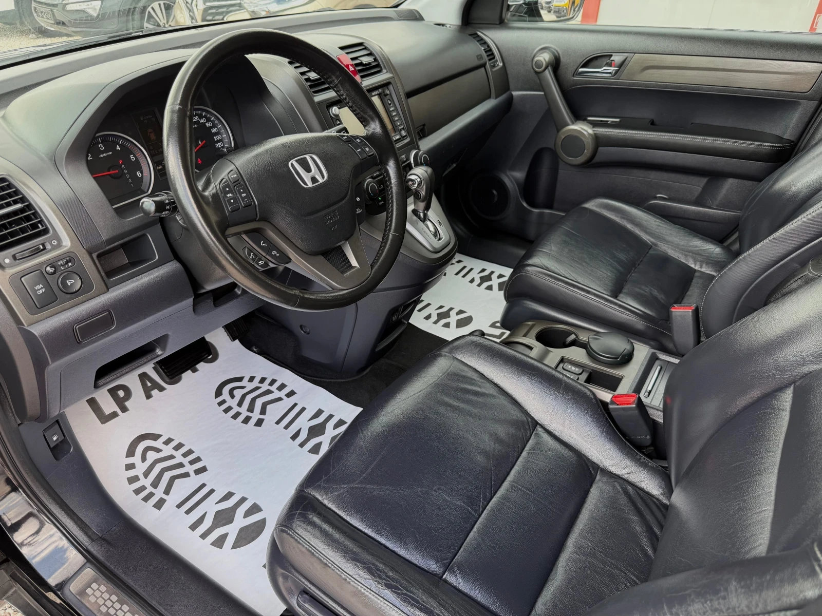 Honda Cr-v 2.2d* 150k.c* АВТОМАТ* КОЖА* ПОДГРЕВ* НАВИ* ИТАЛИЯ, снимка 8 - Автомобили и джипове - 55603068