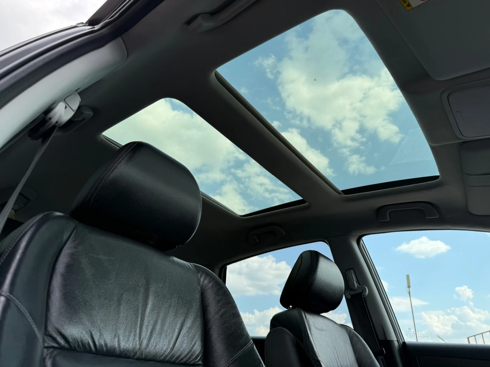 Honda Cr-v 2.2d* 150k.c* АВТОМАТ* КОЖА* ПОДГРЕВ* НАВИ* ИТАЛИЯ, снимка 13 - Автомобили и джипове - 55603068