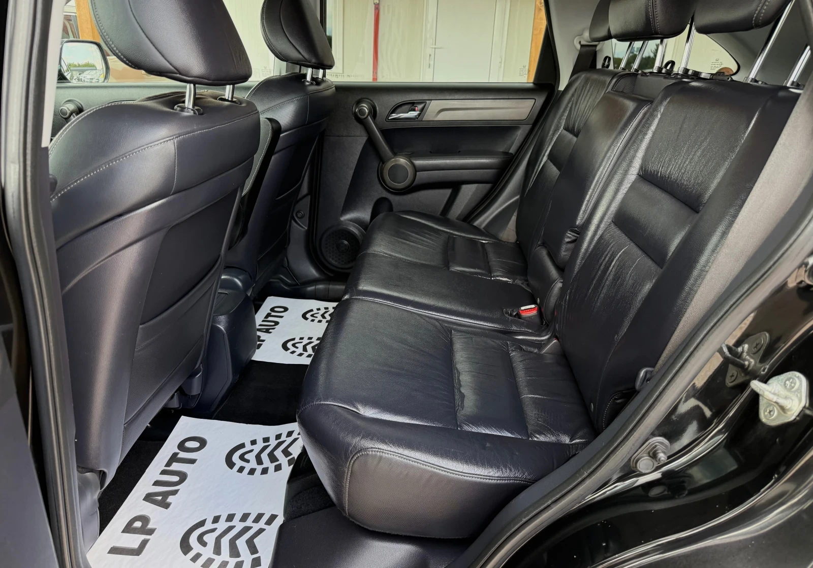 Honda Cr-v 2.2d* 150k.c* АВТОМАТ* КОЖА* ПОДГРЕВ* НАВИ* ИТАЛИЯ, снимка 12 - Автомобили и джипове - 55603068