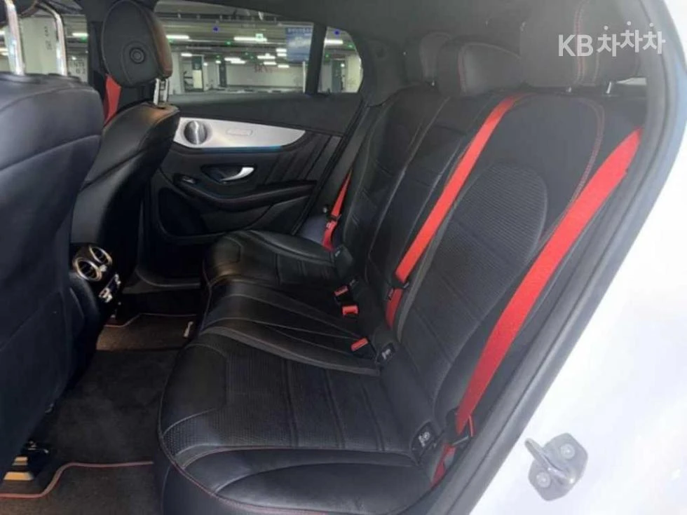 Mercedes-Benz GLC 43 AMG COUPE FULL MAX * КРАЙНА ЦЕНА* , снимка 8 - Автомобили и джипове - 55940583