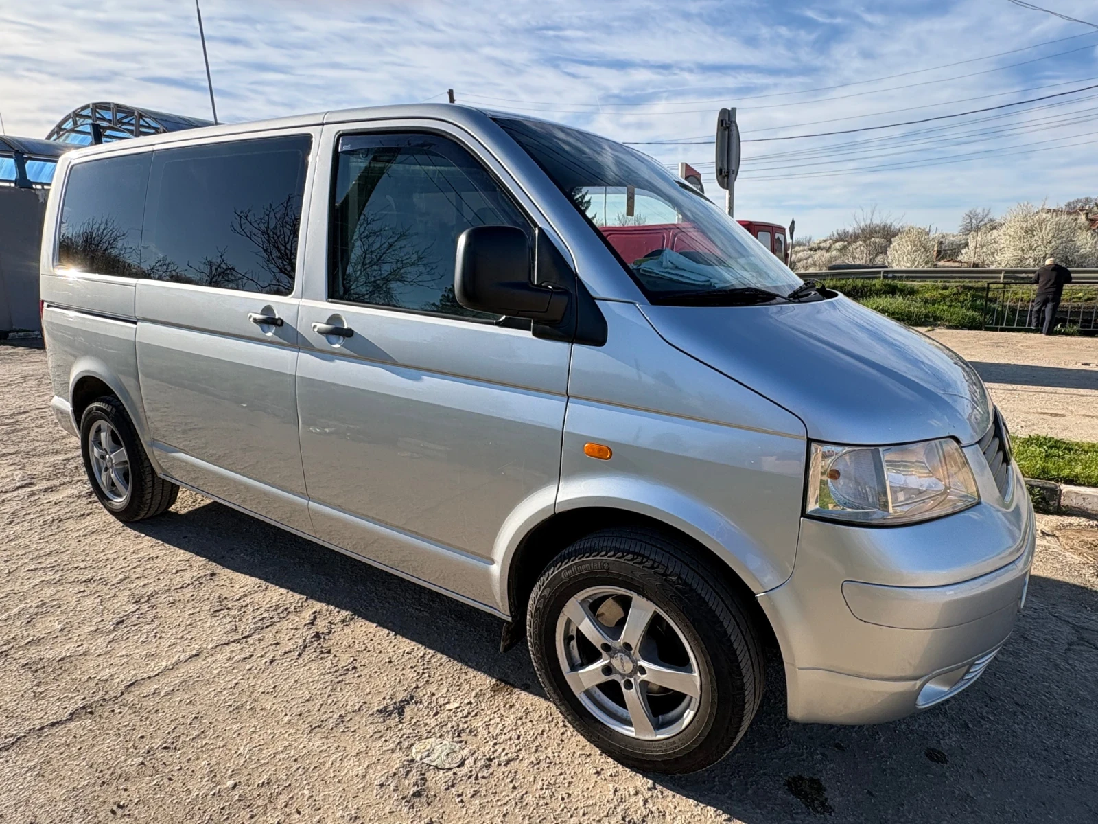 VW T5 Нов внос регистриран!! 2.5ТДИ 131кс., снимка 6 - Бусове и автобуси - 54215522