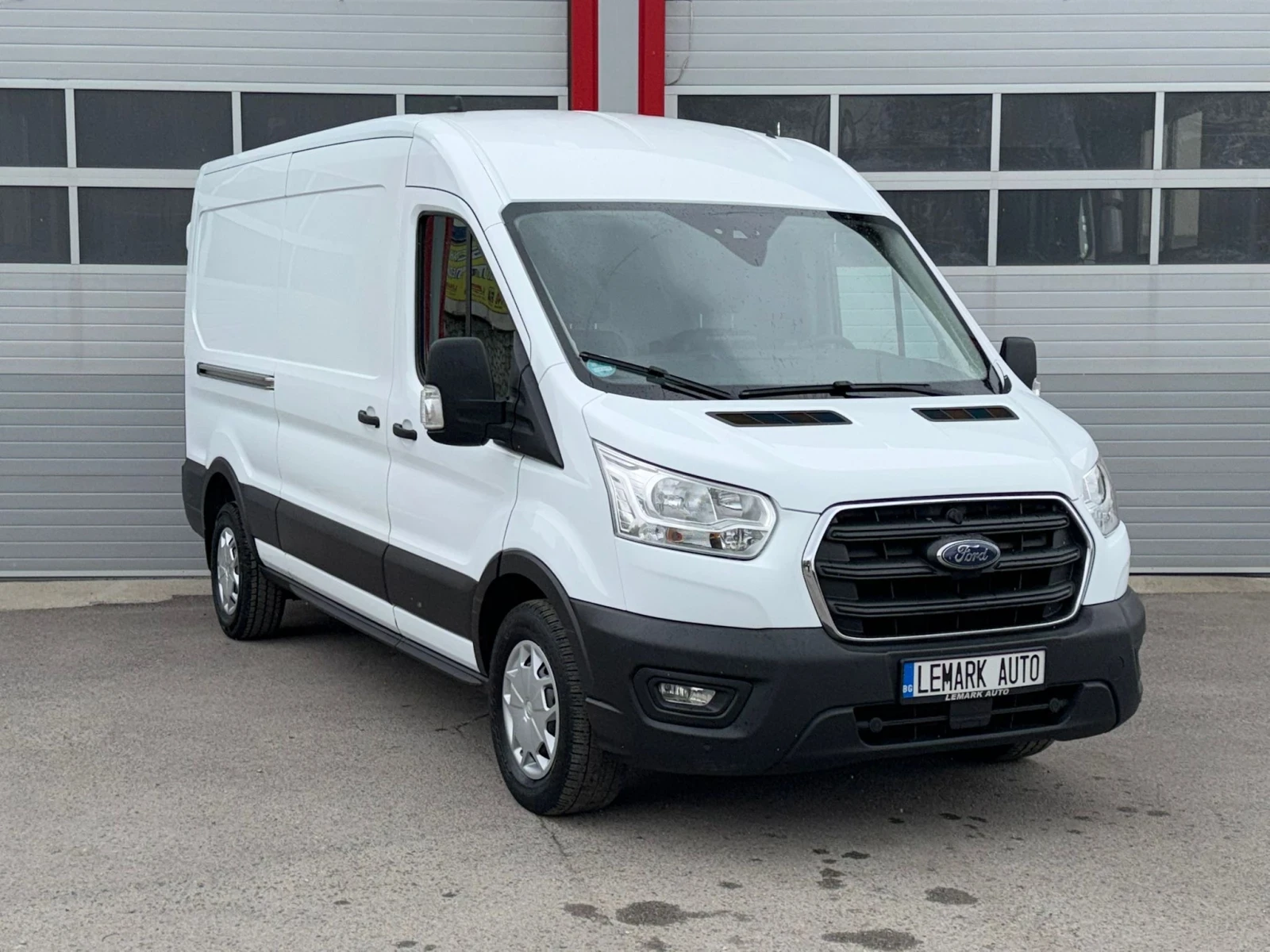 Ford Transit 2.0TDCI NAVI KAMERA KLIMATIK LEDER 6-SPEED ЛИЗИНГ, снимка 5 - Бусове и автобуси - 54478052