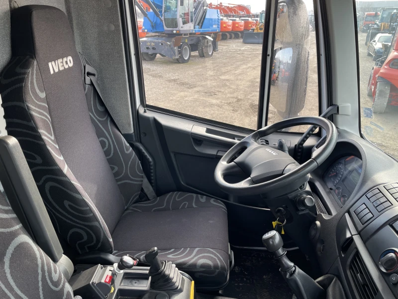 Iveco 75e15 КРАН BONFIGLIOLI P5000, снимка 12 - Камиони - 48850251