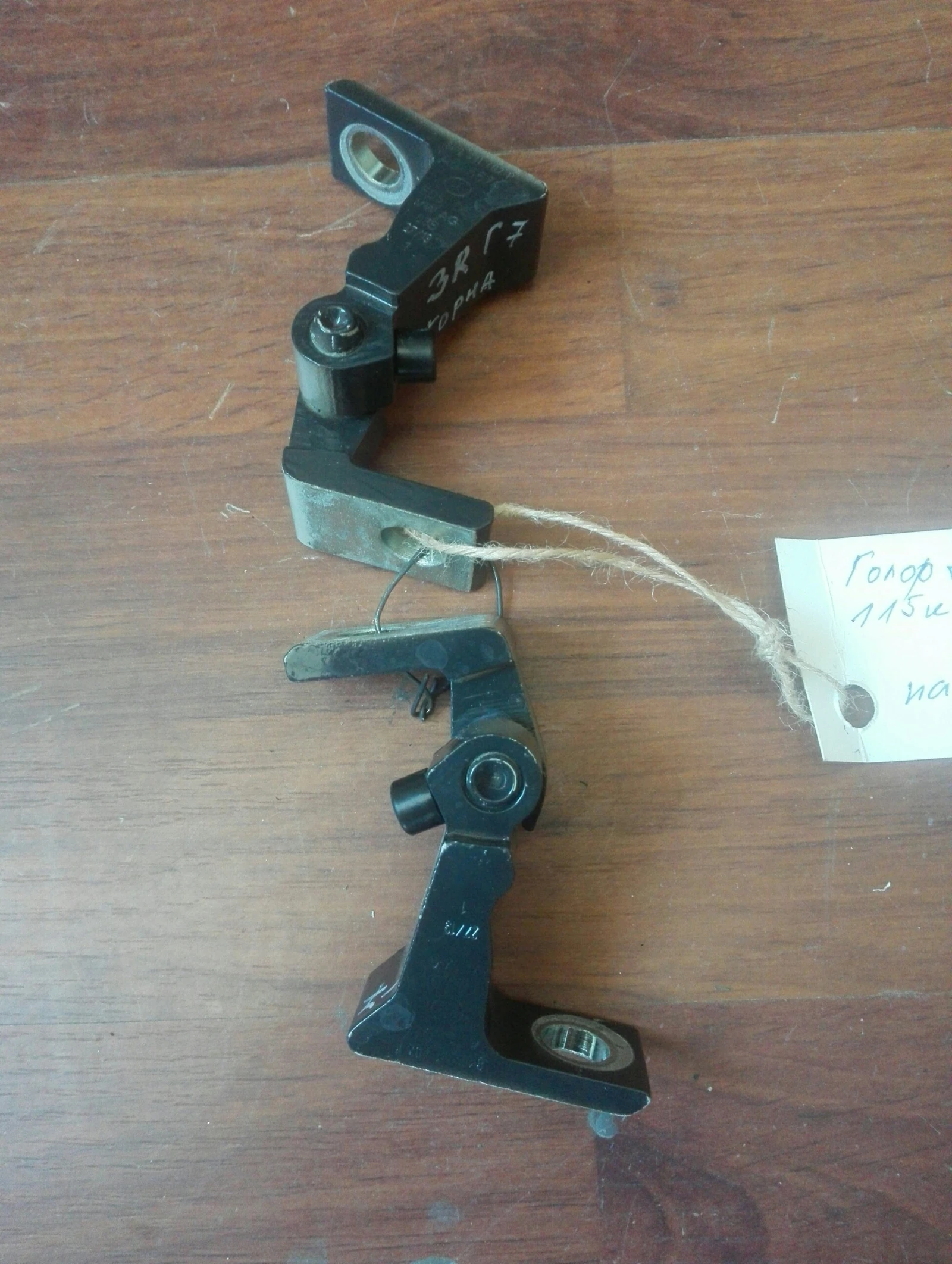 панти (панта) врата задна дясна горна и долна Фолксваген Голф 7 