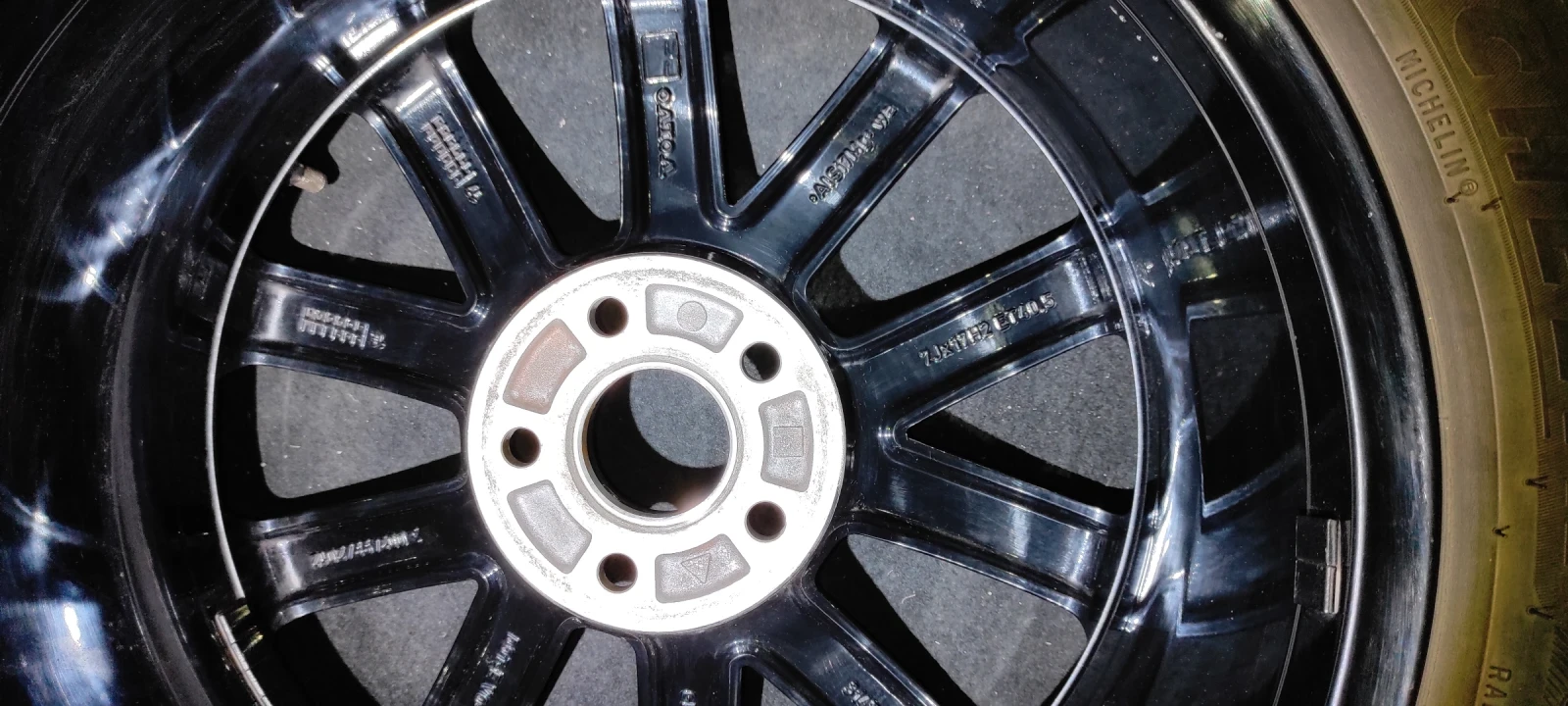 ���� � ������ 205/50R17 �� Volvo | Mobile.bg � ����������� 8