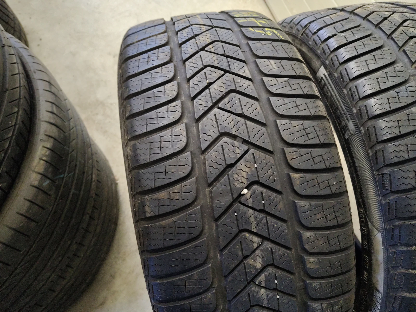  245/40R19 | Mobile.bg   3