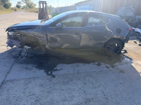 Mazda 3 2.5 Skyactiv-G, снимка 4