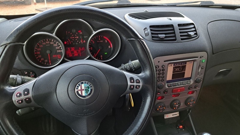 Alfa Romeo 147 1.9JTD NOV VNOS GERMANY, снимка 11 - Автомобили и джипове - 43275642