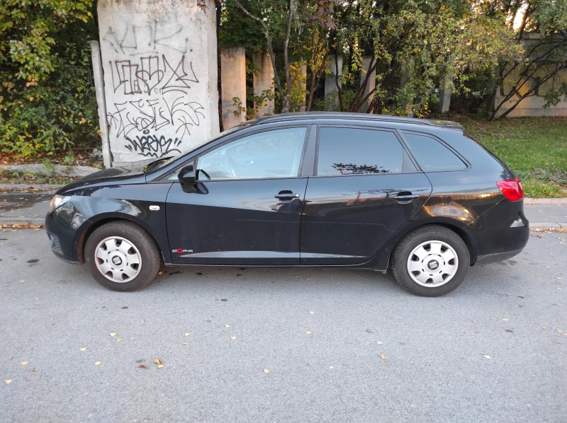 Seat Ibiza 1.4 i * клима* , снимка 8 - Автомобили и джипове - 47565898